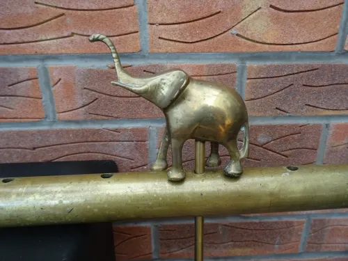 ELEPHANT TRUNK UP TILLER PIN